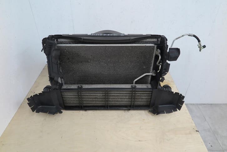 Koelventilator set Mercedes W212 2.2 CDI, Autos : Pièces & Accessoires, Habitacle & Garnissage, Envoi