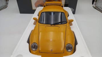 KK Scale 1:12 - Modelauto - Porsche 911 Speedline RIMS 1996, Nieuw