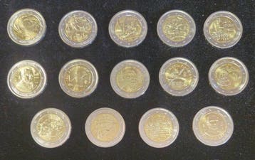Italië. 2 Euro 2004/2018 (15 coins incl. 1 coincard )
