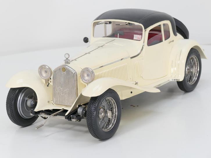 Schaal 1:8 Pocher Alfa Romeo 8C 2300 Copue elegant 1932 #..., Hobby & Loisirs créatifs, Voitures miniatures | 1:5 à 1:12, Enlèvement ou Envoi