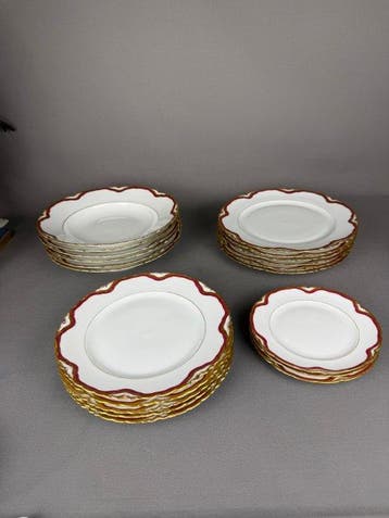 Kuznetsov - Service de table pour 6 (20) - Porcelaine