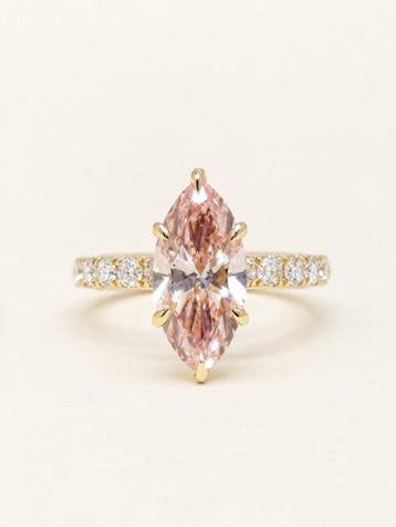 Ring - 14 karaat Geel goud - 4.26ct. tw. Roze Diamant (Fancy, Nieuw