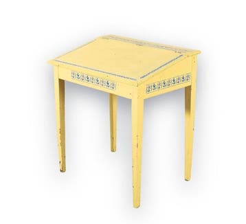 Charmant antiek zonnegeel schrijfmeubel / lessenaar met