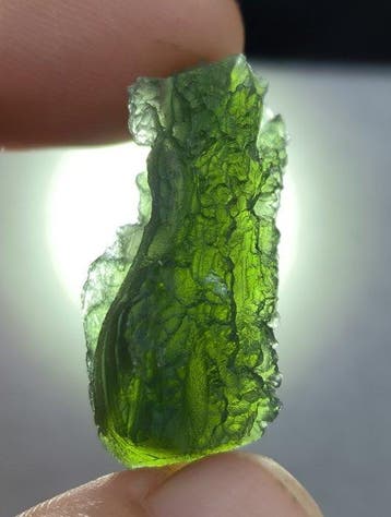 Moldaviet uit Chrášany, Zuid-Bohemen - Hoogte: 36 mm -, Verzamelen, Mineralen en Fossielen