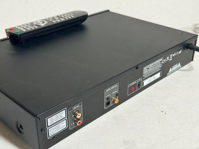 NAD - C546BEE Cd-speler, TV, Hi-fi & Vidéo, Radios