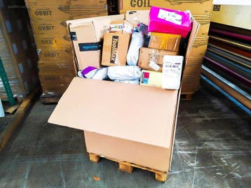 Pallet Postpakketten 136 kg, Nieuw