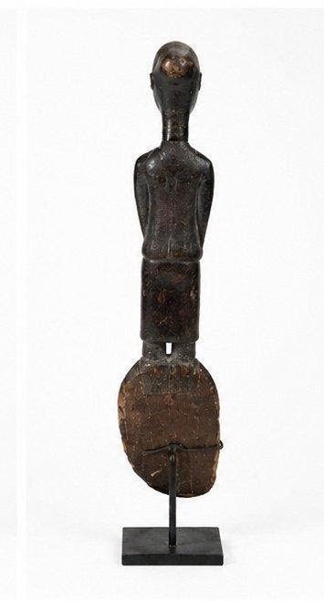 Oud-Indonesisch houten beeldje – antropomorische figuur –