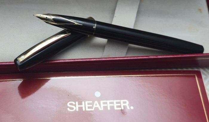 Sheaffer - Imperial burgundy with GF cap - Zonder, Collections, Stylos