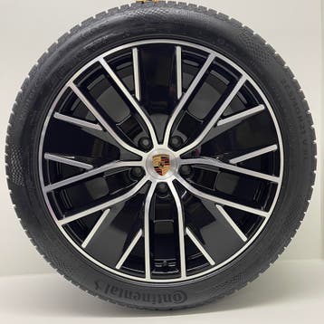 Porsche Macan (H2) 21 Design zwart/alu met winterbanden NE0, Autos : Pièces & Accessoires, Ophalen, Banden en Velgen