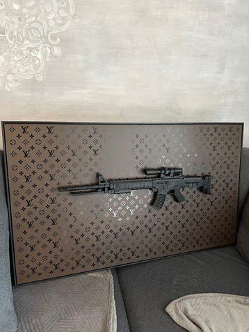 Daluxe Art (1999-) - LV gun • XL