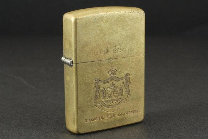 Zippo - Solid Brass Kingdom of Hawaii - Coat of Arms -, Collections, Articles de fumeurs, Briquets & Boîtes d'allumettes