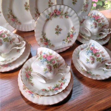 Royal Albert - Tafelservies (16) - mosrozen -