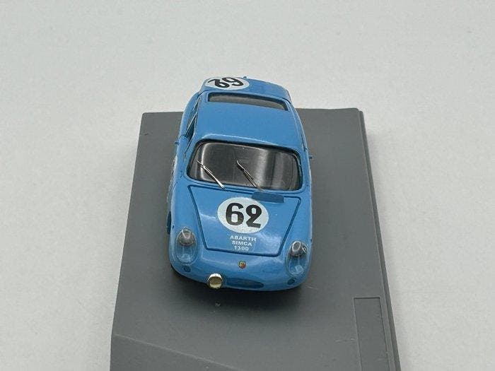 Pinko 1:43 - Model raceauto (2) - Abarth 1300 Simca LM 62, Hobby & Loisirs créatifs, Voitures miniatures | 1:5 à 1:12