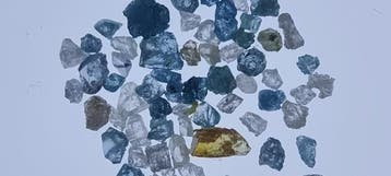 Diamant Kristalen- 0.2 g - (1), Antiek en Kunst