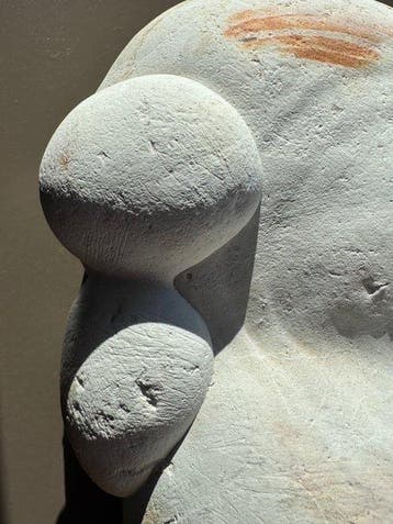 GOGOTTE Menalite - Hoogte: 12 cm - Breedte: 22 cm- 4700 kg -, Verzamelen, Mineralen en Fossielen