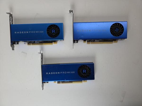 Veiling - 3x AMD RADEON PRO WX 3100 4GB GDDR5 Videokaart, Computers en Software, Videokaarten