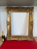 Lijst - Grote majestueuze Venetiaanse in hout en goud - H :