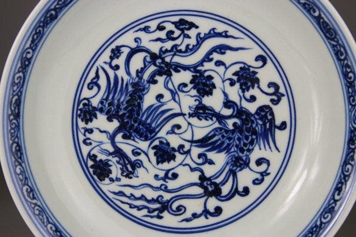 Bord van blauw-wit porselein - Feniks - Xuande-merkteken -, Antiquités & Art, Antiquités | Autres Antiquités
