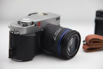 Leica Digulux 3 +OLYMPUS 40-150mm f4-5.6 Digitale camera