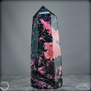 Zeldzame AA++ rhodoniet Obelisk, uit Pakistan- 2513.81 g
