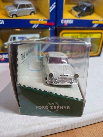 Corgi 1:35 - Modelauto (5) - Konvolut von 5 Corgi Die-Cast
