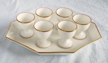 Porcelaine de Paris - Manufacture Nast - Eierhouder set -