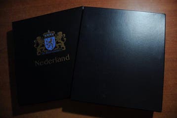 Nederland - Uitzoekpartij in diverse Albums en stockboeken, Gestempeld