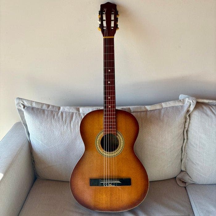 Uni Tone - No. 351 - - Klassieke gitaar - Japan - 1960, Muziek en Instrumenten, Snaarinstrumenten | Gitaren | Akoestisch