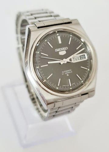 Seiko - Vintage Seiko 5 Automatic 6119-8410 – 21 Jewels –