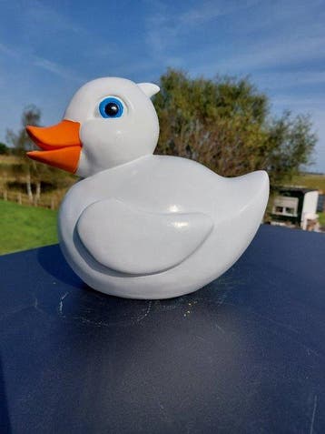 Figuur - Large white bath duck - Polyresine