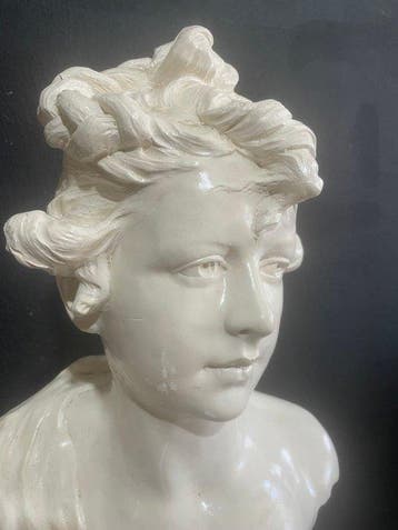 Anton Nelson - Buste, Verlegen meisje - 50 cm - Composiet -