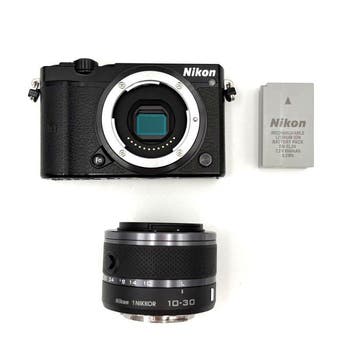 Nikon 1 J5 Spiegelloze camera, Nieuw
