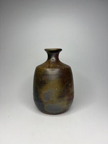Japanse Bizen-aardewerk Sake-set – Tokkuri & Ochoko –