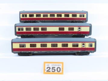 Roco H0 - 04070A - Treinstel (1) - 3-Delige uitbreidingsset