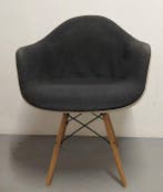 Herman Miller - Charles & Ray Eames - Chaise de salle à