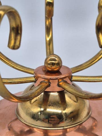 Design-Kerzenständer – Kunsthandwerk – Messing und Kupfer -, Antiquités & Art