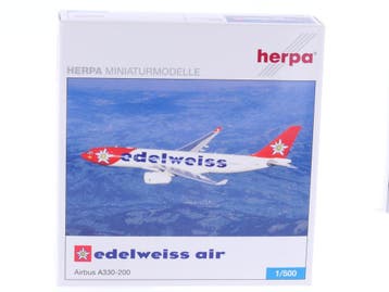 Schaal 1:500 Herpa 504782 Edelweiss Air Airbus A330-200 R..., Ophalen of Verzenden, Zo goed als nieuw