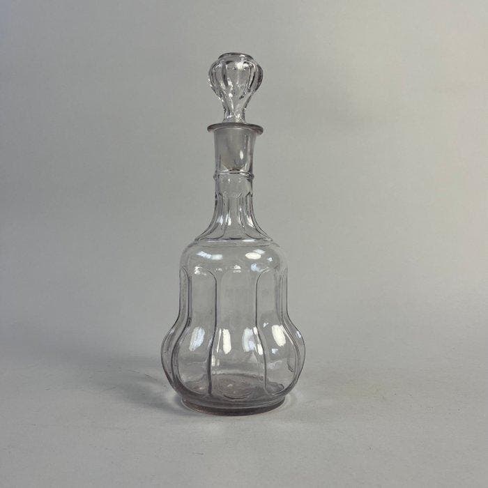 Karaf - Antieke Victoriaanse “Newcastle” glazen karaf met, Antiek en Kunst, Antiek | Glaswerk en Kristal