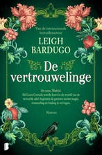 The familiar 9789049202903 Leigh Bardugo, Boeken, Verzenden, Zo goed als nieuw, Leigh Bardugo