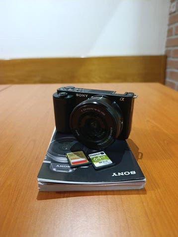 Sony ZV-E10 + PZ 16-50mm Appareil photo sans miroir, Nieuw