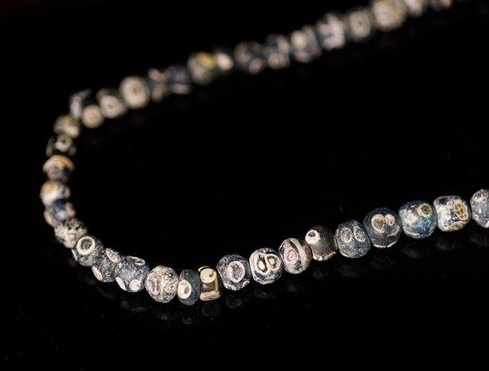 Islamitisch ketting met oogkralen - 41 cm, Verzamelen, Mineralen en Fossielen