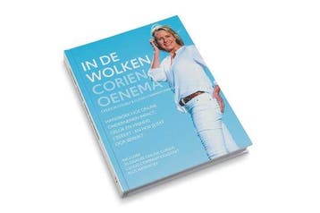 In De Wolken | Handboek Online Ondernemen 9789090319285, Verzenden, Zo goed als nieuw, Corien Oenema