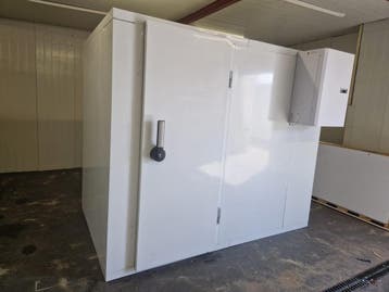 Koelcel 240 x 150 x 201 cm stekker klaar