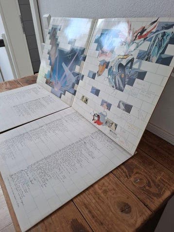 Pink Floyd - The Wall - First German pressing - 2x albums LP, CD & DVD