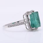 Zonder minimumprijs - Ring Platina - 3.66ct. tw. Smaragd -, Handtassen en Accessoires, Ringen, Nieuw