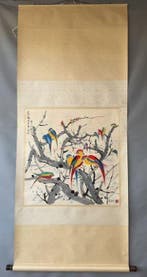 INK AND COLOR ON PAPER PAINTINGPARROTS - Attributed to, Antiquités & Art