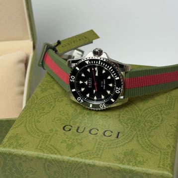 Gucci - Dive - Automatic - YA136349 - Homme - 2025 et, Nieuw