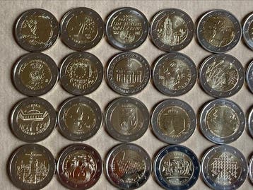Europa. 2 Euro Various Years (75 stuks) (Zonder, Postzegels en Munten