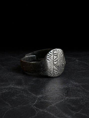 Byzantijns Brons Zegelring uit de 8e tot de 10e eeuw na