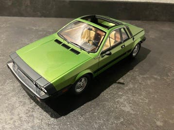 Laudoracing 1:18 - Model sportwagen - Lancia Scorpion